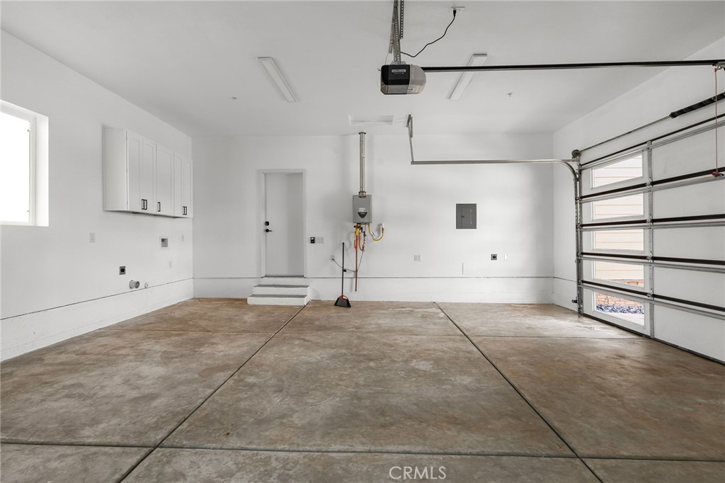 566 Boquest Boulevard Property Photo 36