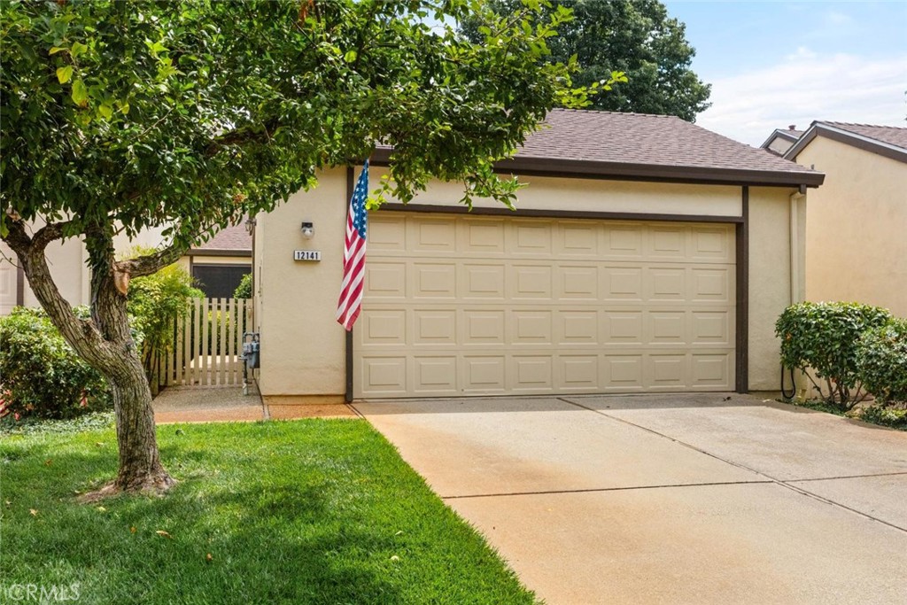 12141 S Stoneridge Circle Property Photo 1