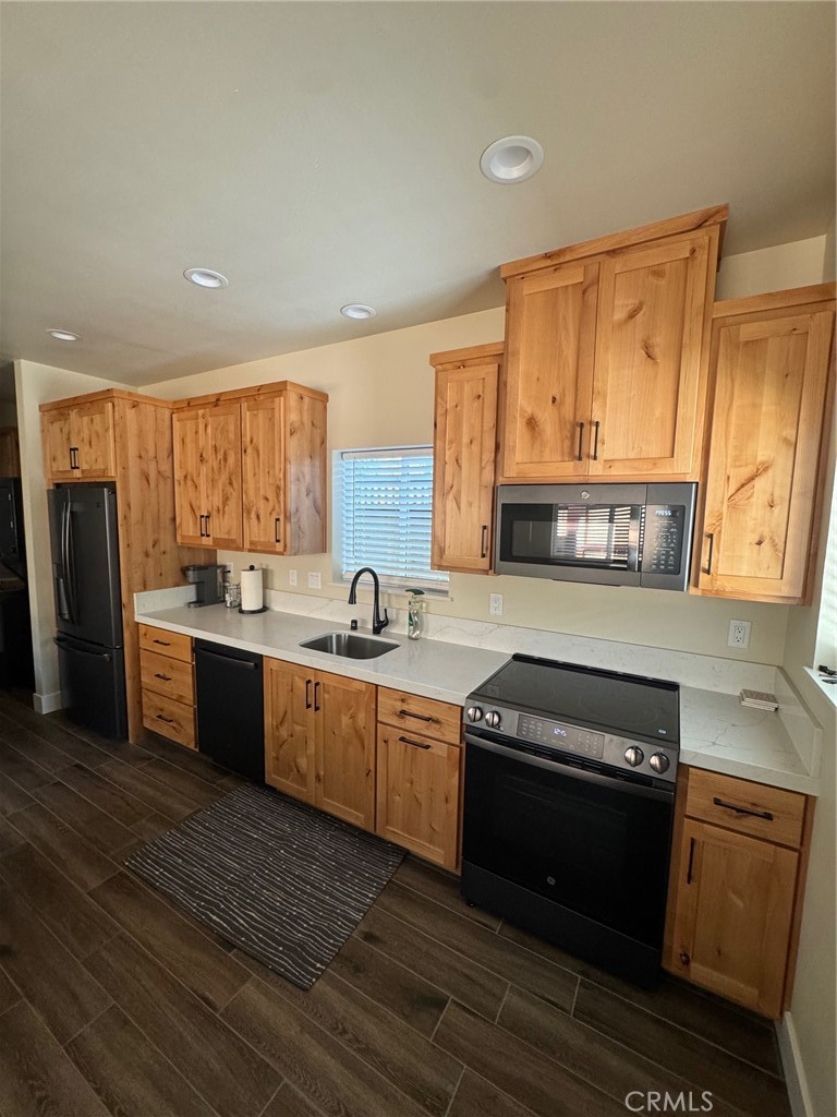 1362 Magnolia Property Photo 8