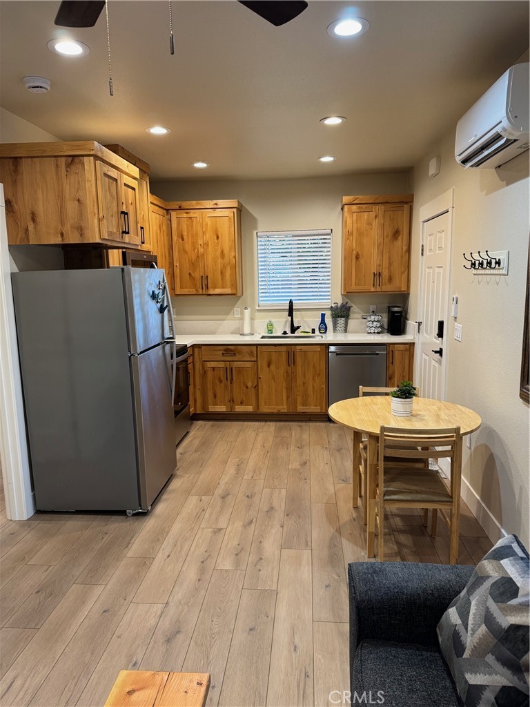 1362 Magnolia Property Photo 13