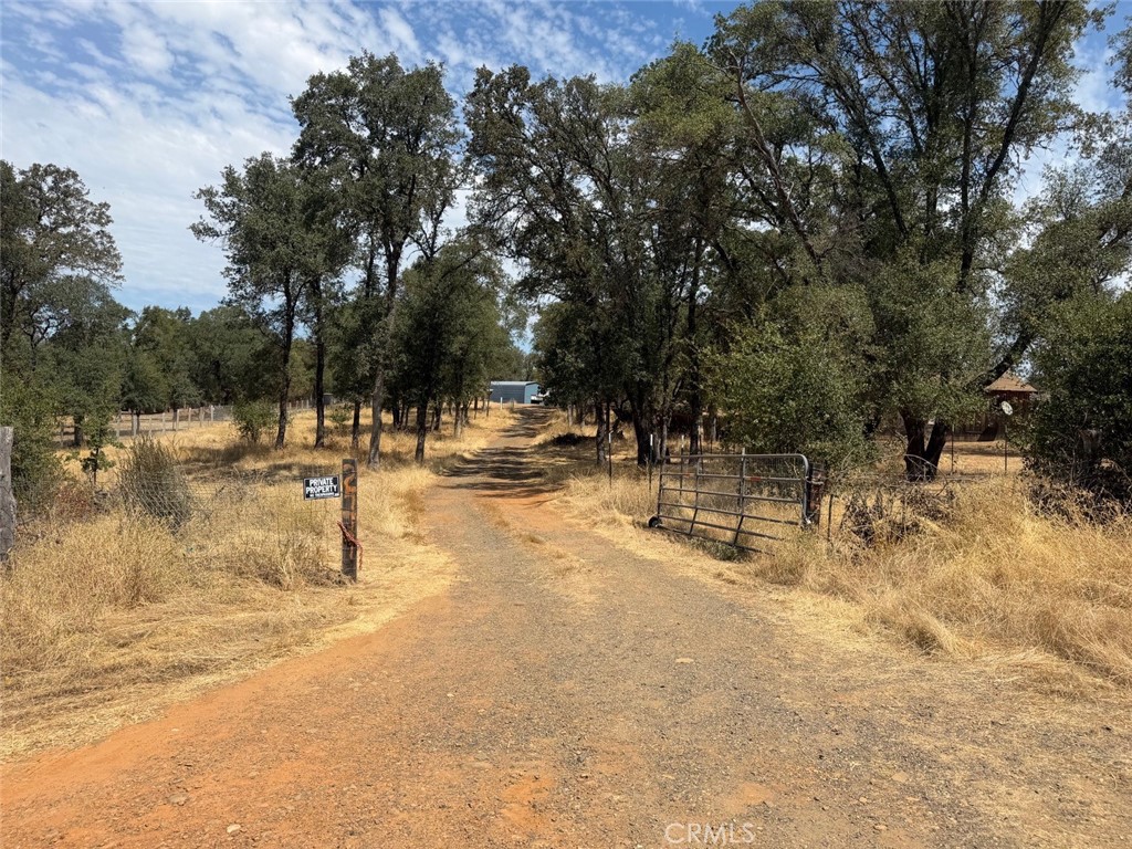 2771 Pinecrest Property Photo 1