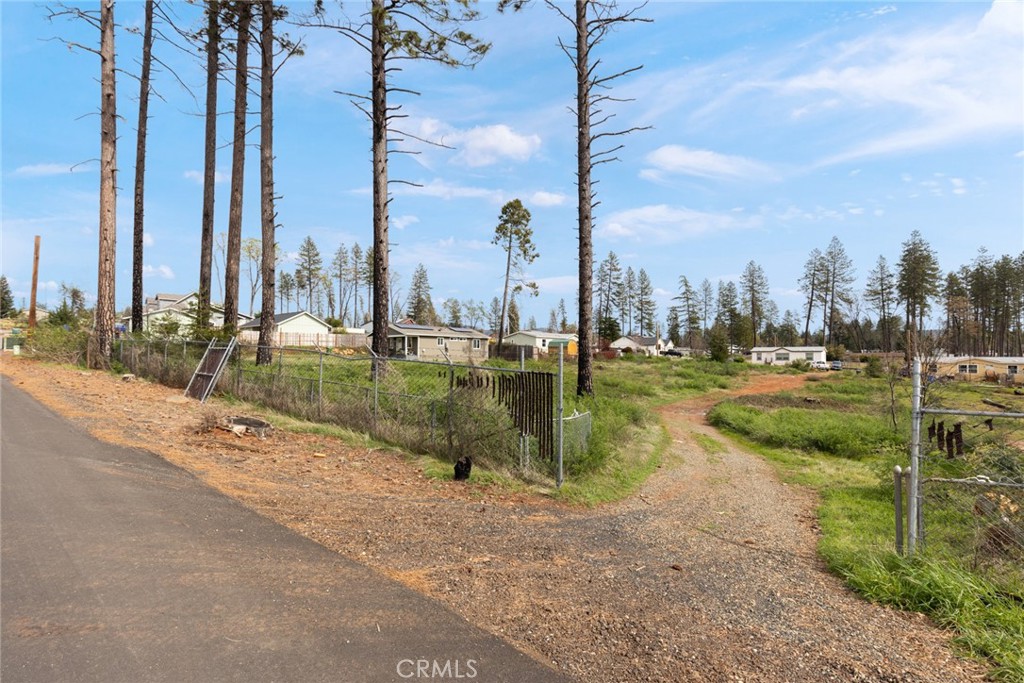 6319 Azalea Lane Property Photo 12