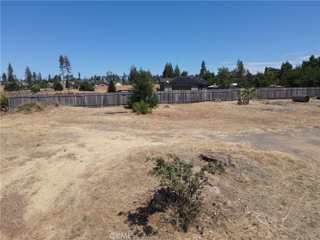 675 Memorial Property Photo 8