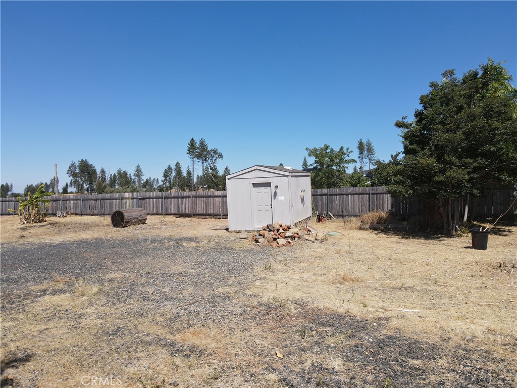 675 Memorial Property Photo 16