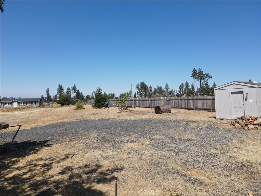 675 Memorial Property Photo 17