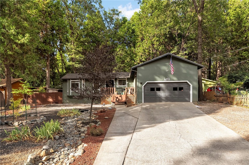 14368 Sinclair Circle Property Photo 8