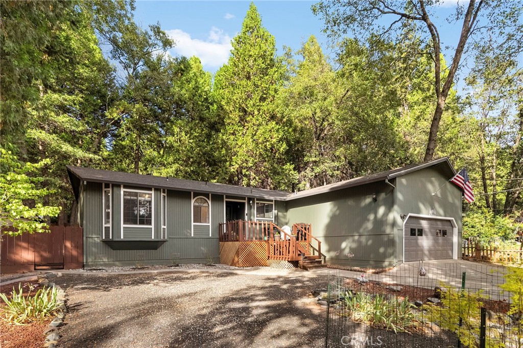 14368 Sinclair Circle Property Photo 9