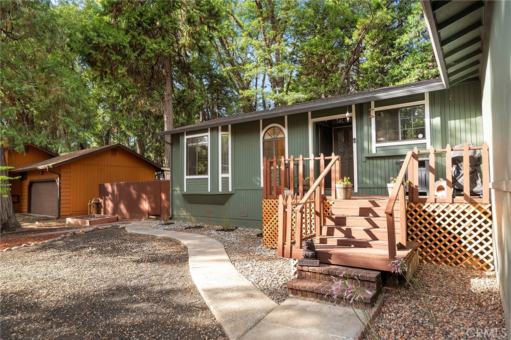 14368 Sinclair Circle Property Photo 10