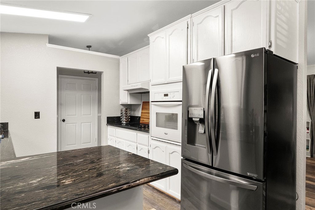 14368 Sinclair Circle Property Photo 19