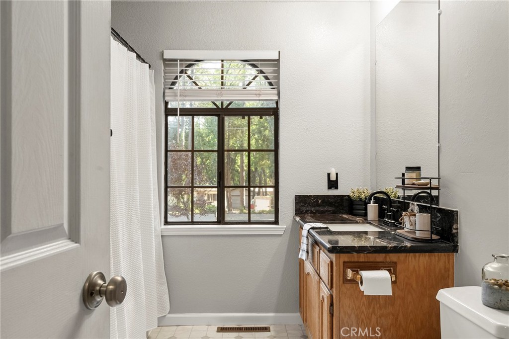 14368 Sinclair Circle Property Photo 23