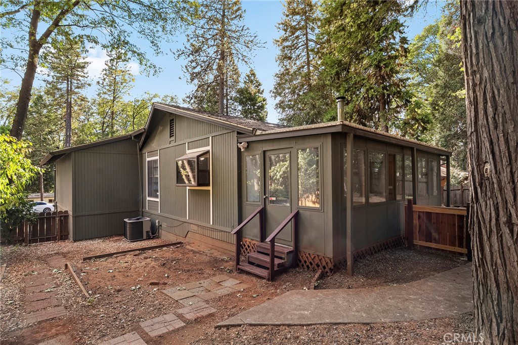 14368 Sinclair Circle Property Photo 34