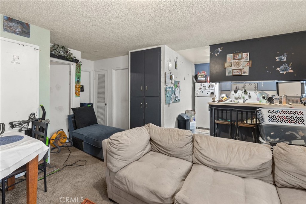 1460 Fetter Street Property Photo 7