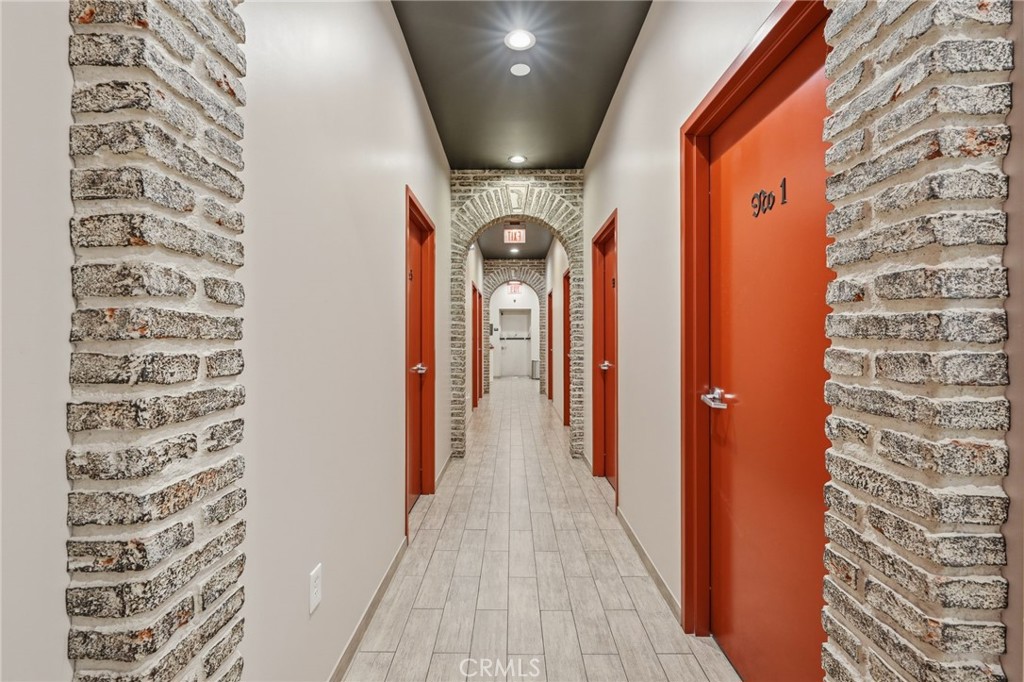 728 Mangrove Avenue B Property Photo 7