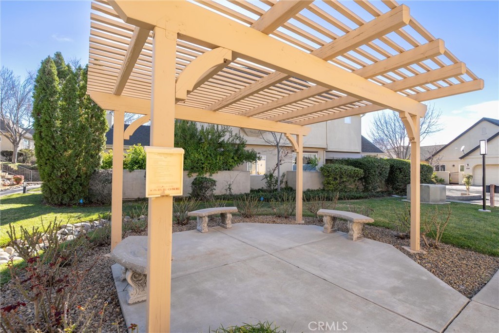 112 Benson Property Photo 33