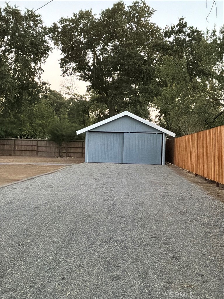 1409 Fig Property Photo 29