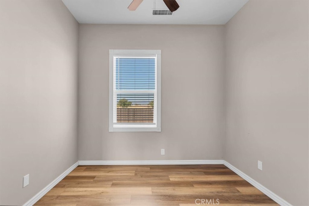 20060 Corning Property Photo 16