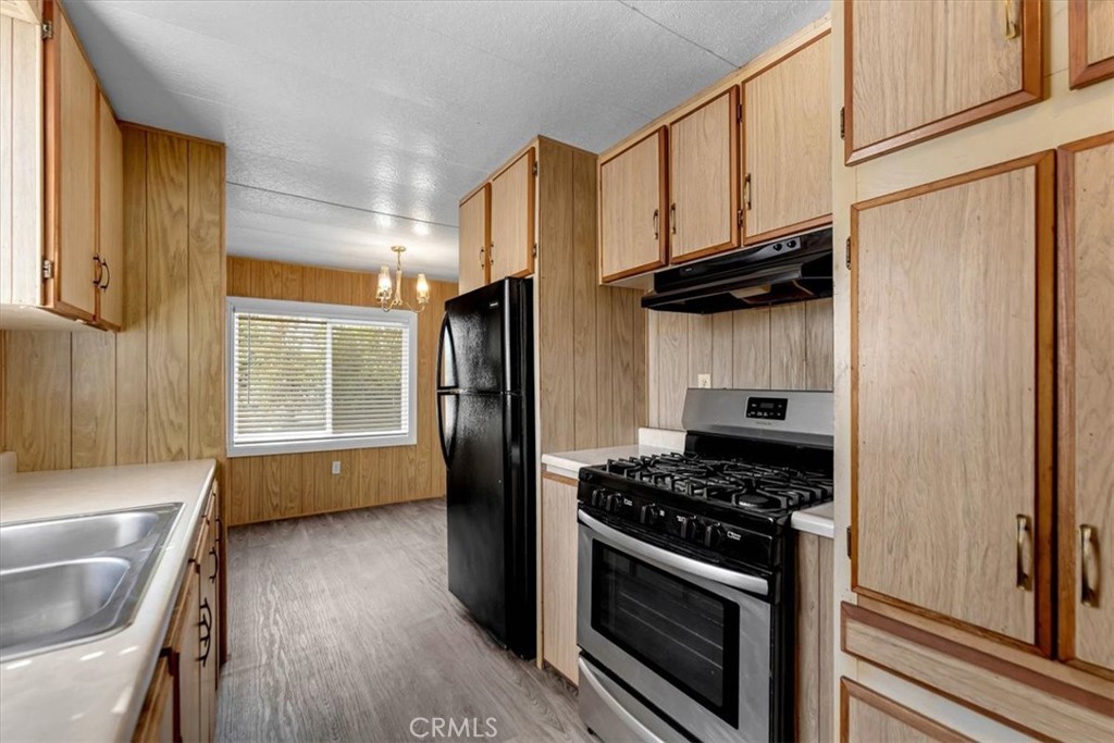 20060 Corning Property Photo 30