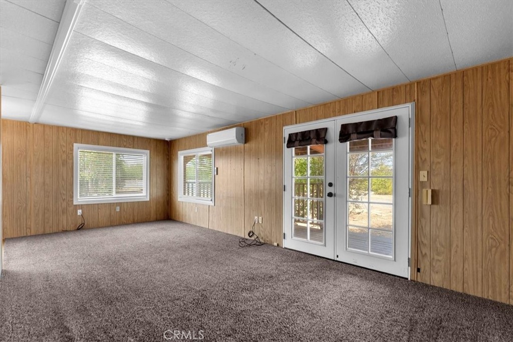 20060 Corning Property Photo 33