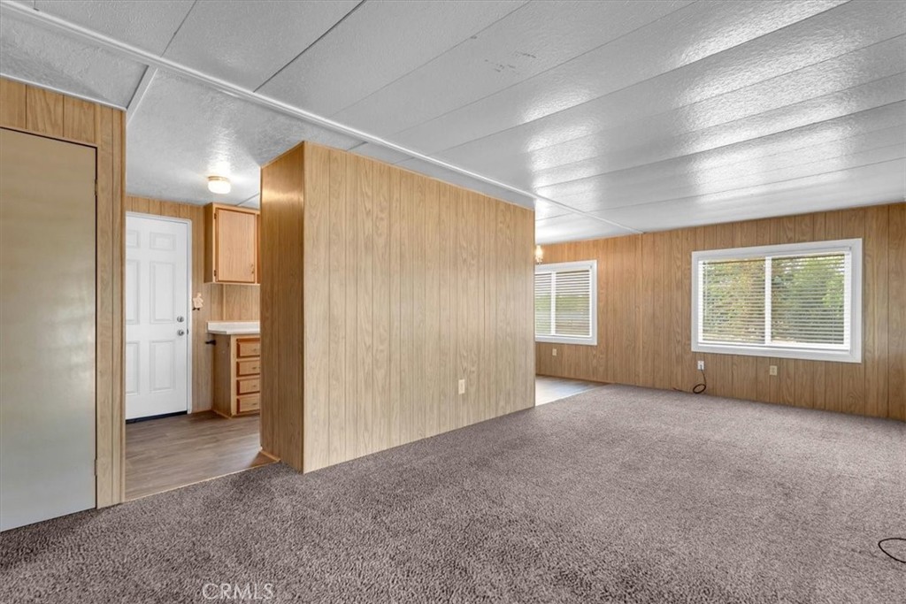 20060 Corning Property Photo 34