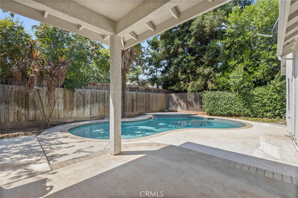 1150 Watts Estates Property Photo 35