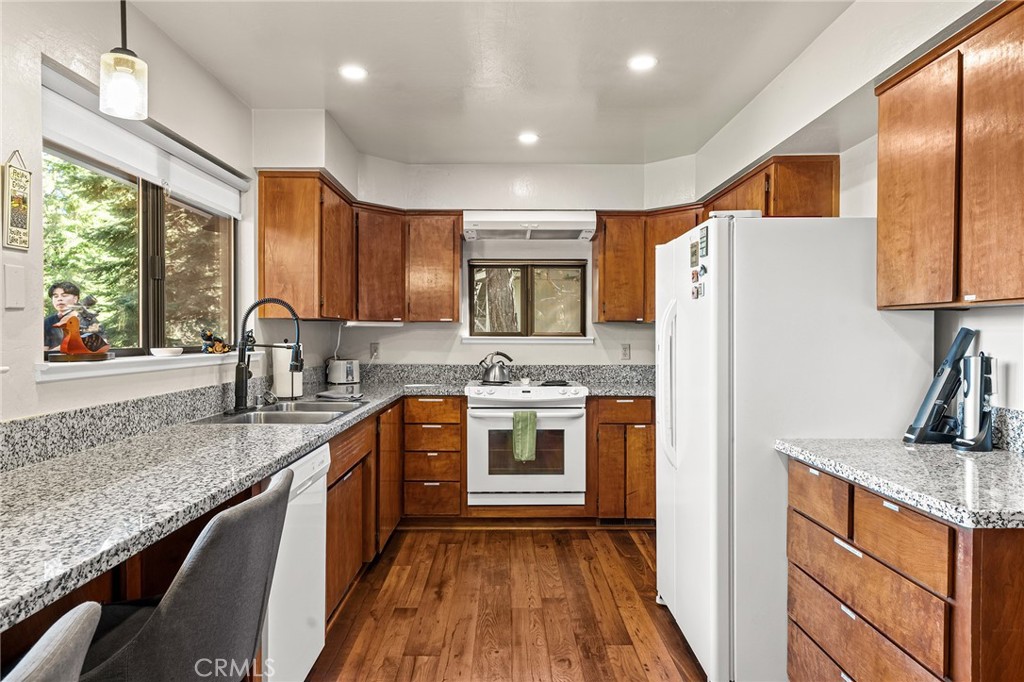 610 E Burnt Cedar Road Property Photo 10