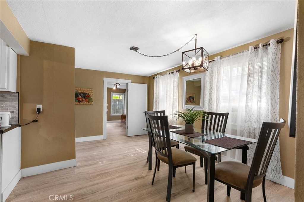 735 Pine Street Property Photo 30