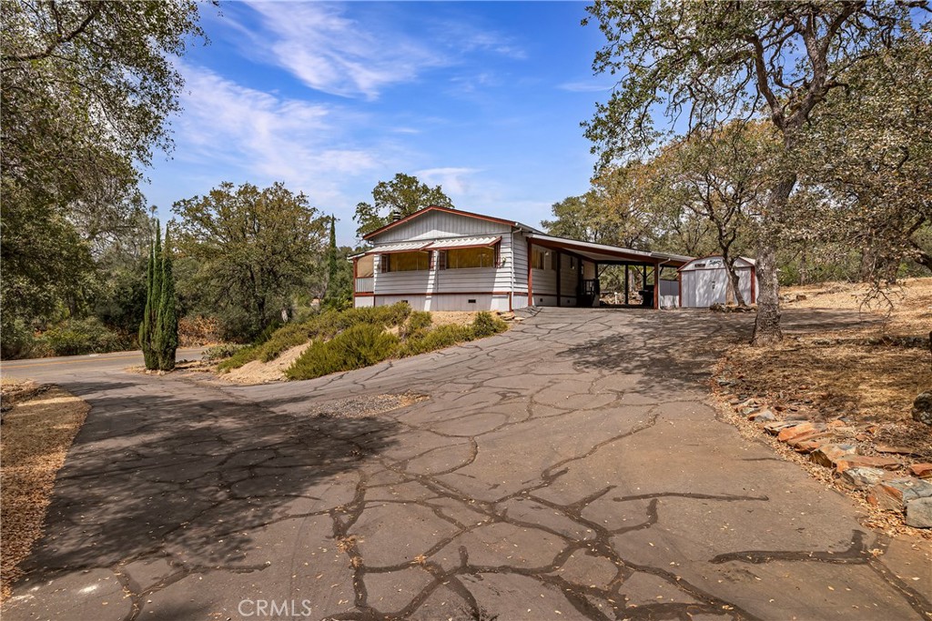 352 Lodgeview Property Photo 2