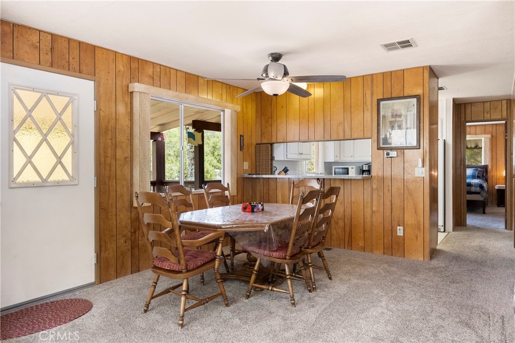 352 Lodgeview Property Photo 11