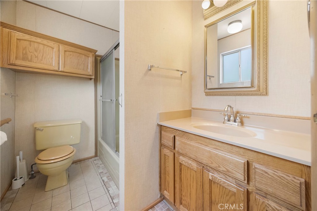 352 Lodgeview Property Photo 22