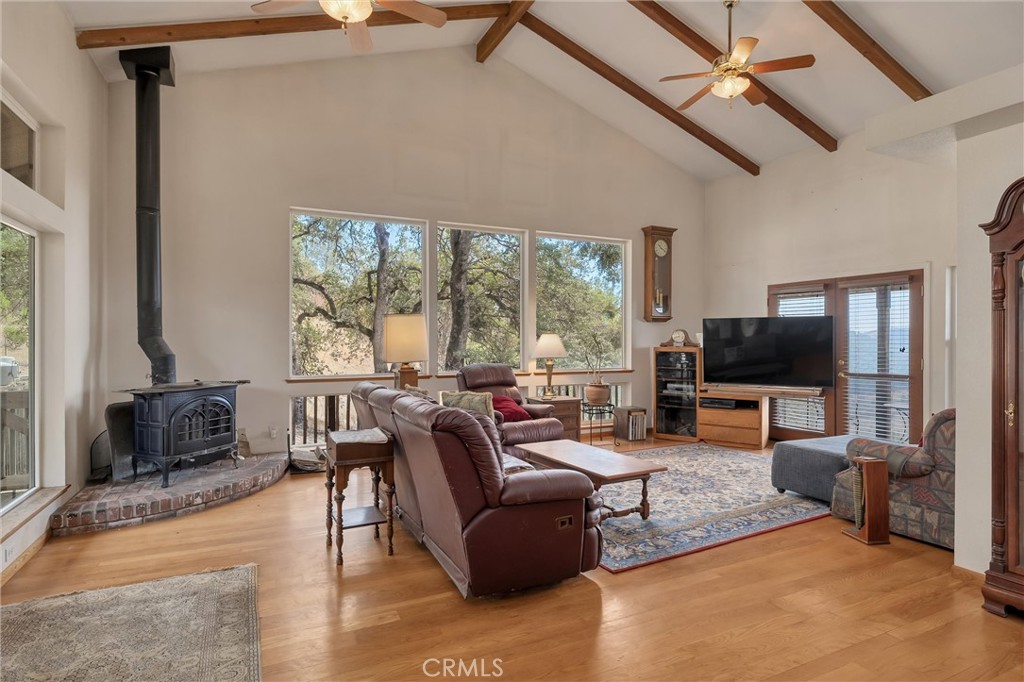188 Patton Peak Property Photo 5