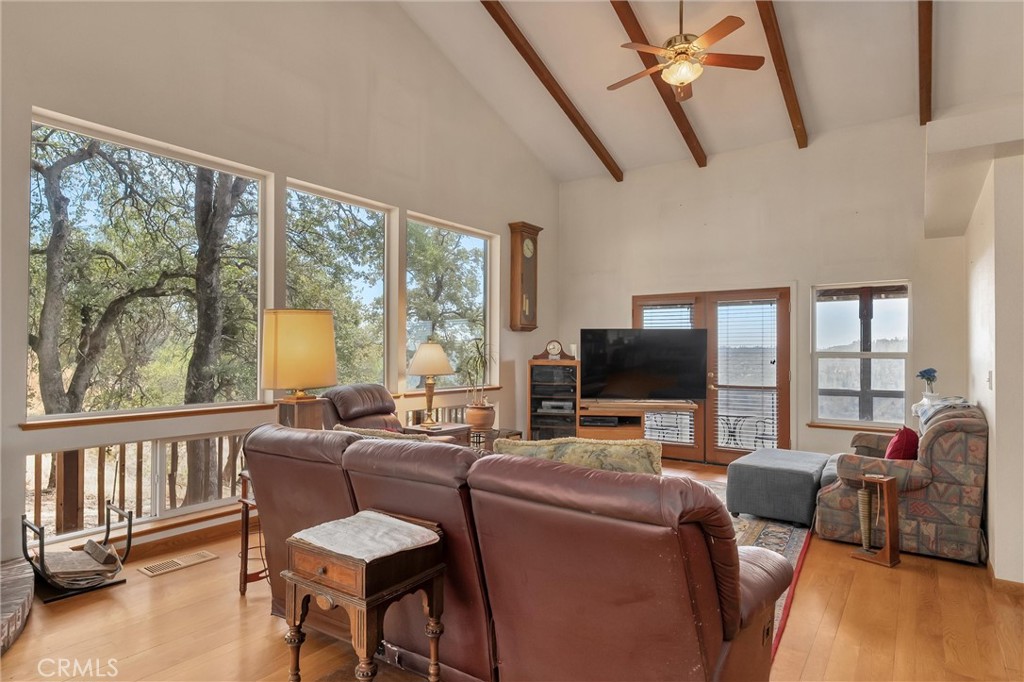 188 Patton Peak Property Photo 7