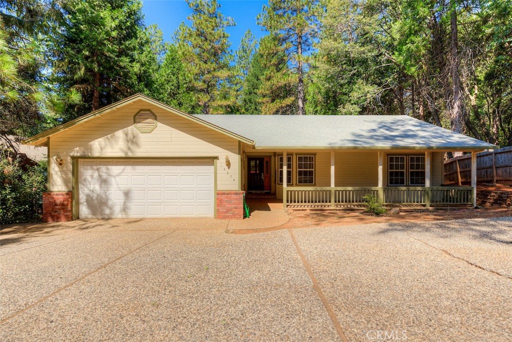 14579 Carnegie Property Photo 1