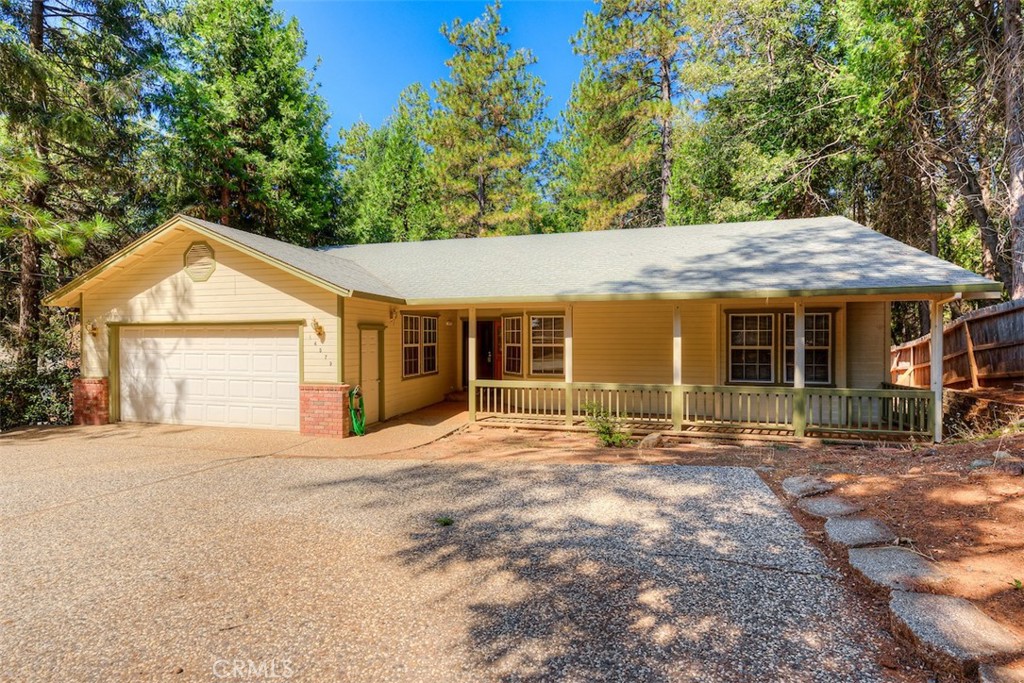 14579 Carnegie Property Photo 4