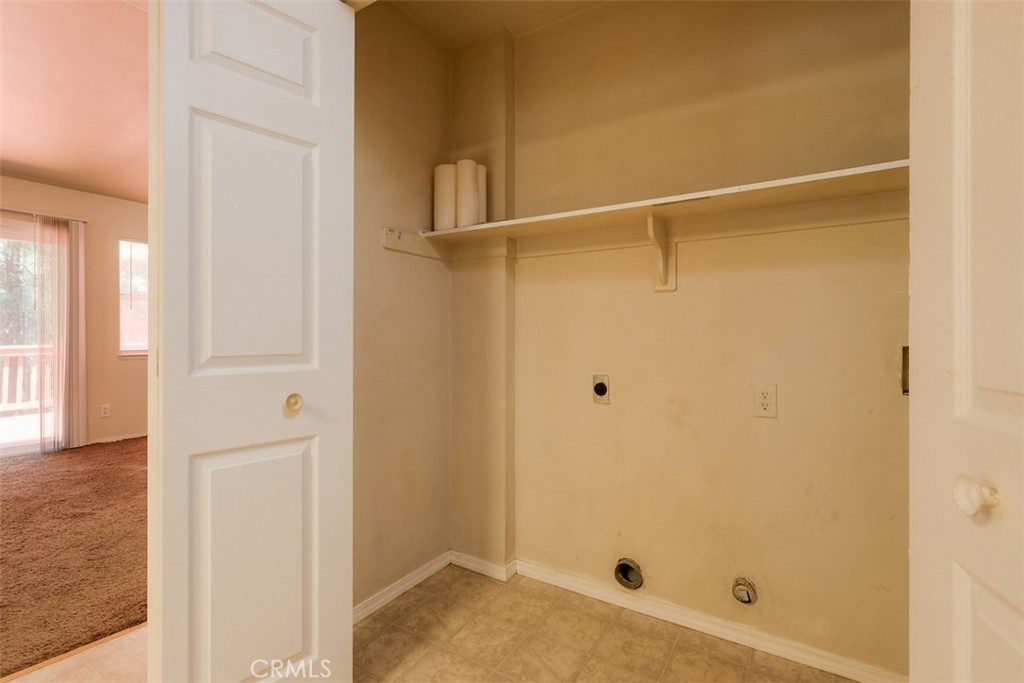 14579 Carnegie Property Photo 20
