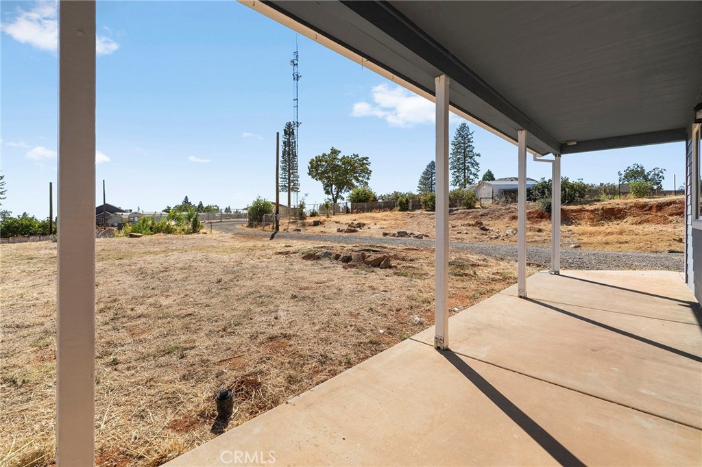 5550 Vista Property Photo 6