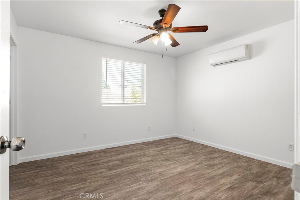 5550 Vista Property Photo 24