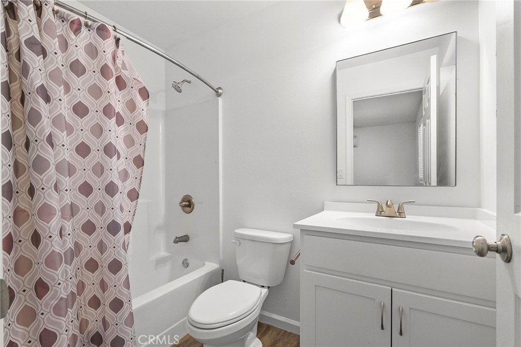 5550 Vista Property Photo 27