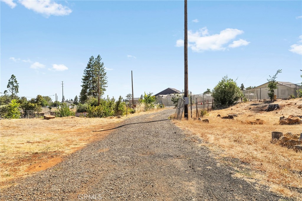 5550 Vista Property Photo 33
