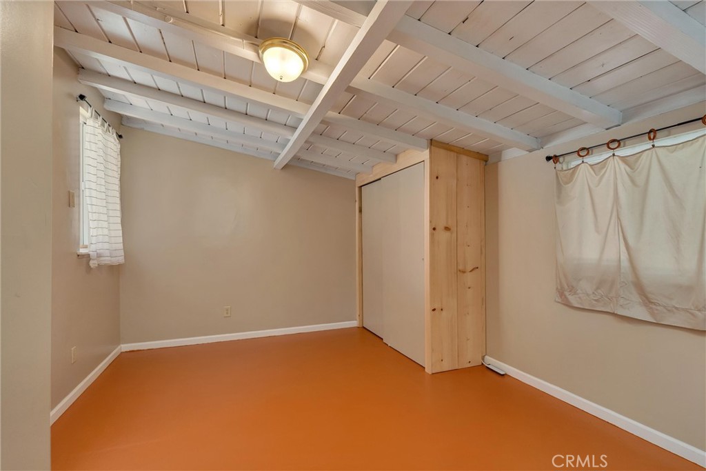 2050 Laburnum Property Photo 20