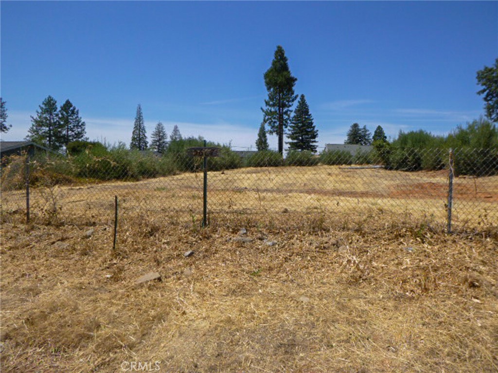 5667 Clara Lane Property Photo 2