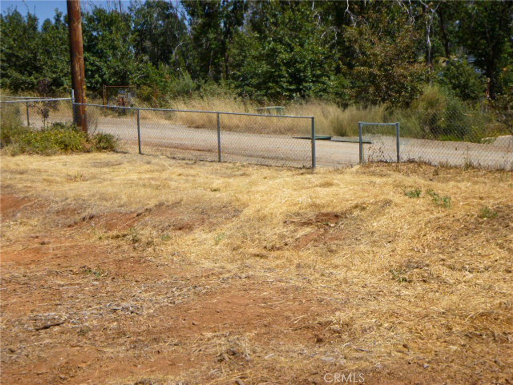 5667 Clara Lane Property Photo 10