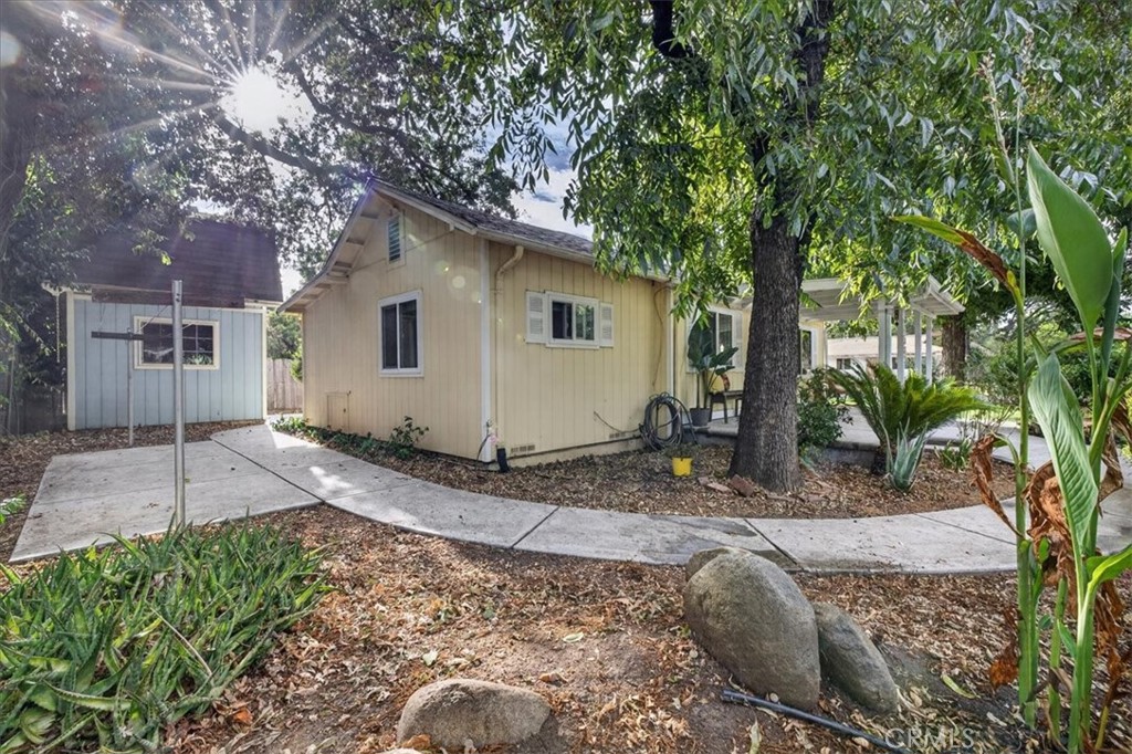 1381 Davis Property Photo 33