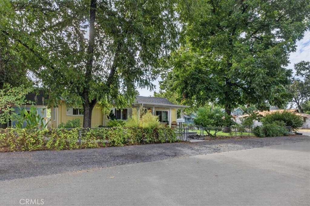 1381 Davis Property Photo 42