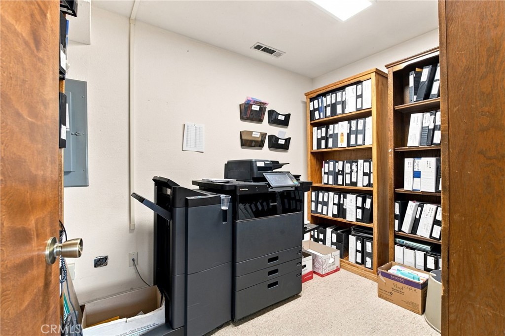 5000 Bechelli 201 Property Photo 16
