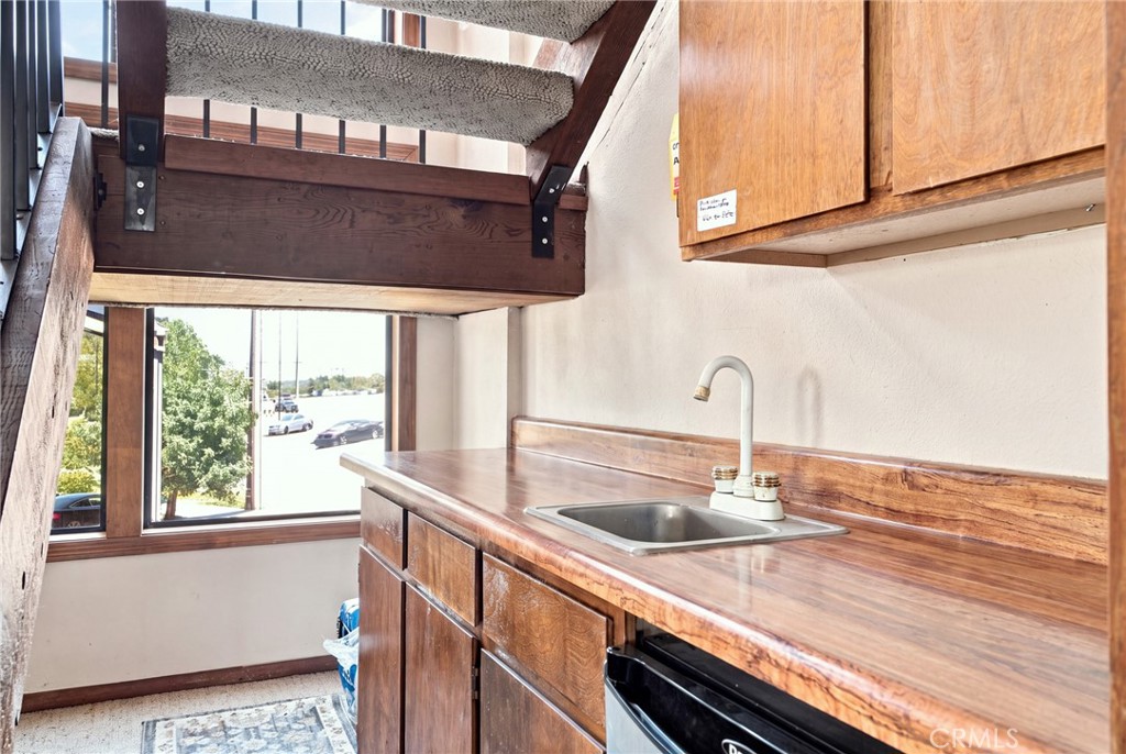 5000 Bechelli 201 Property Photo 18