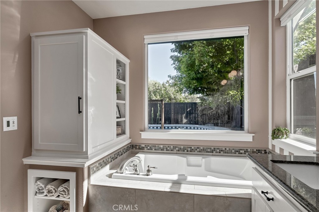 1941 Waxwing Way Property Photo 33