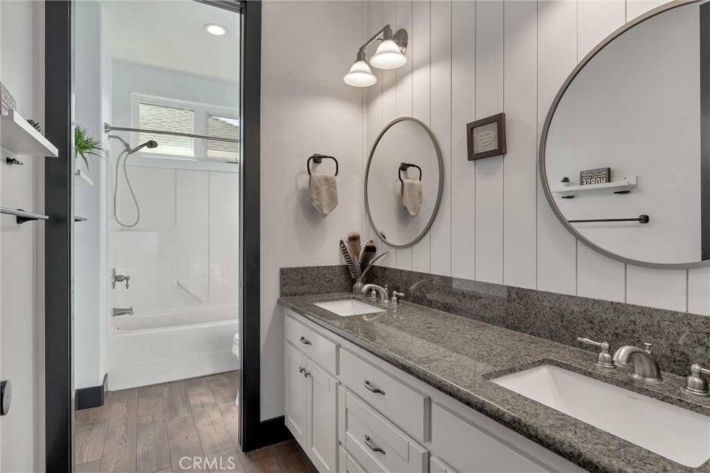 1941 Waxwing Way Property Photo 41