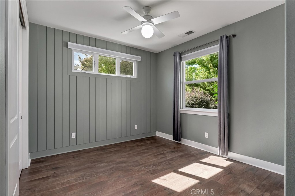 1941 Waxwing Way Property Photo 42