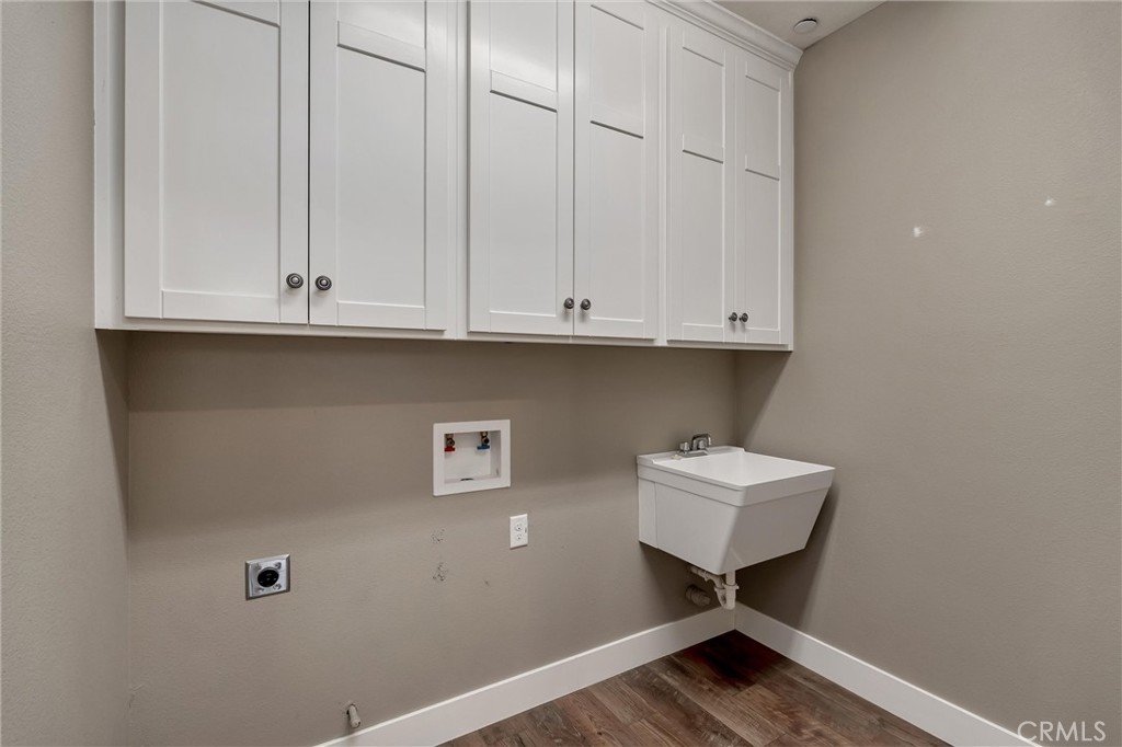 1941 Waxwing Way Property Photo 44