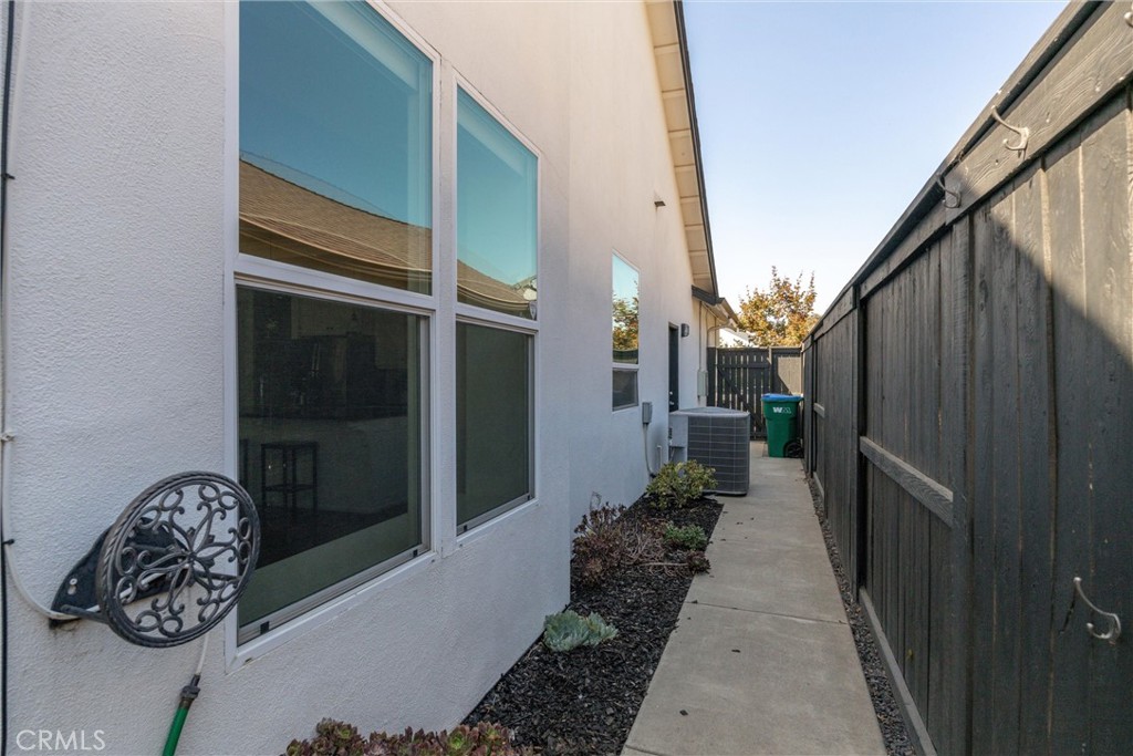 1941 Waxwing Way Property Photo 63